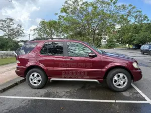 Mercedes Benz ML320 W163 SUV 2001