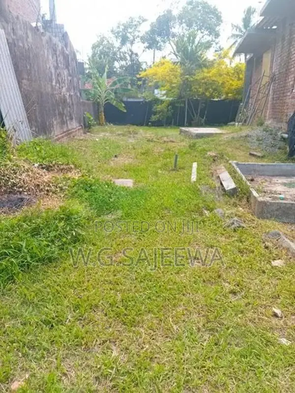 Land for Sale in Kandana