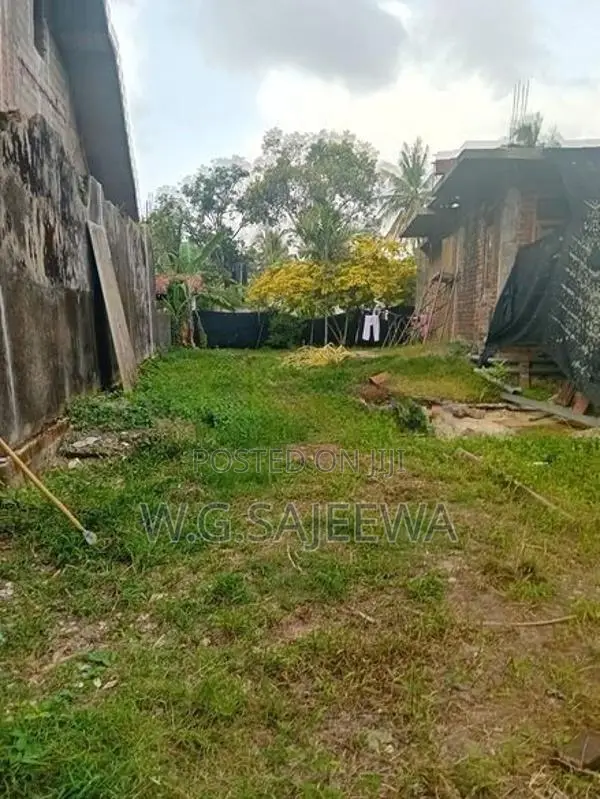 Land for Sale in Kandana
