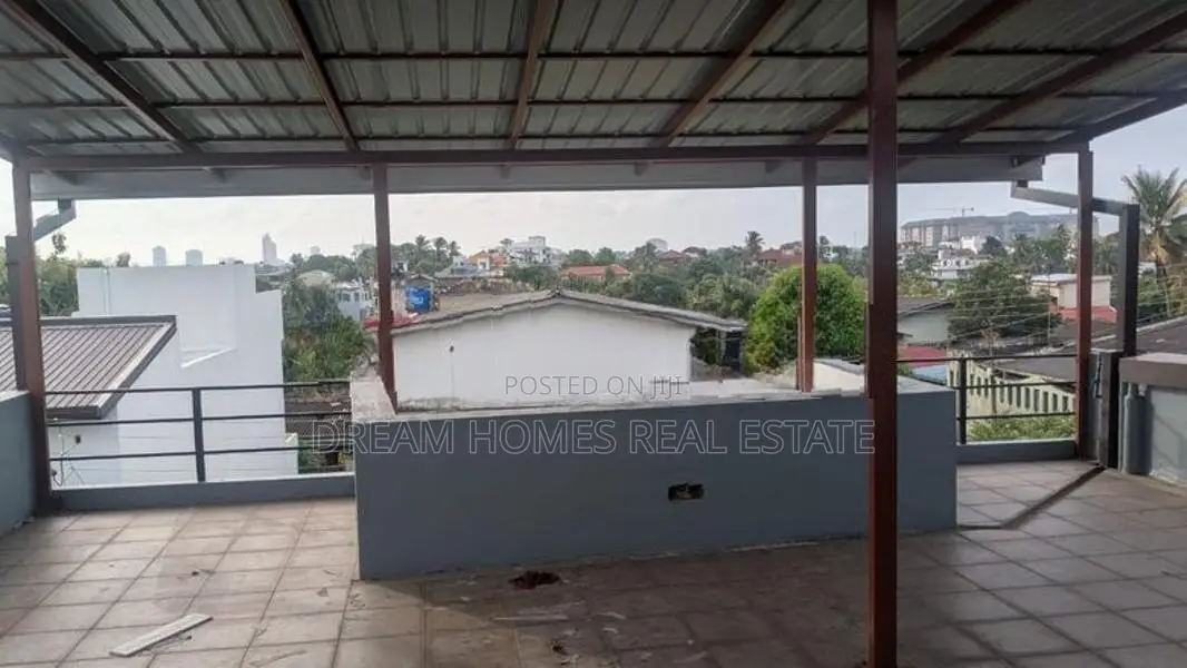 Near Thalawathugoda Junction 2 Storey House for Rent