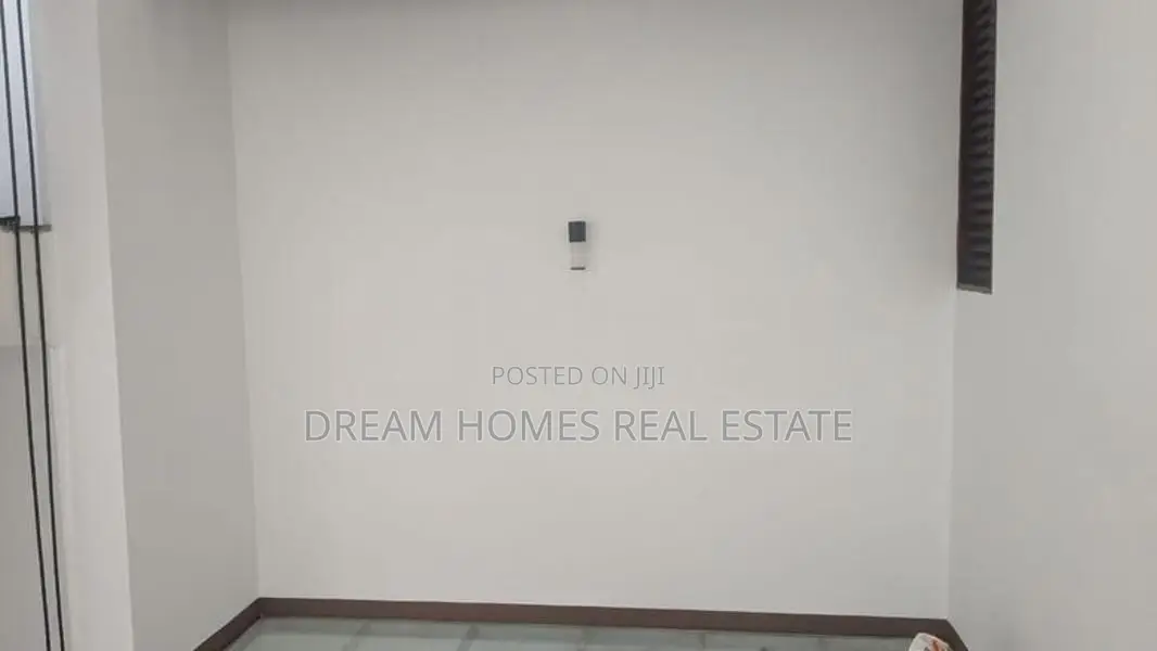 Near Thalawathugoda Junction 2 Storey House for Rent