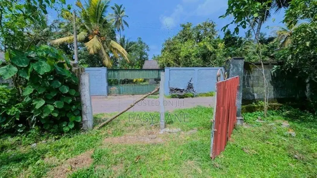 ගම්පහ සිරිමල් උයන පර්චස් 16ක අගනා ඉඩමක් / CA 14256