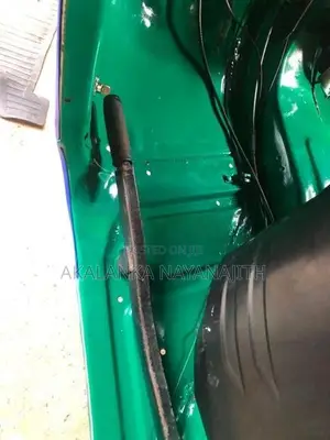 Bajaj RE 2016
