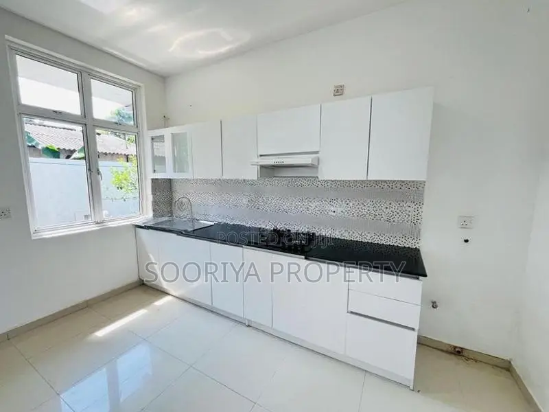 2 Story Luxury House for Sale with Swimming Pool - Piliyandala