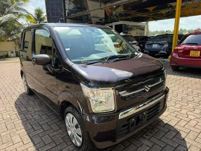 Suzuki Wagon R FX Petrol 2025