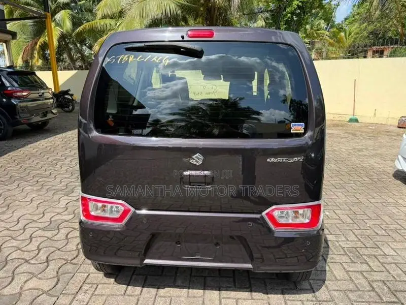 Suzuki Wagon R FX Petrol 2025