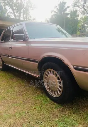 Toyota Crown 1983