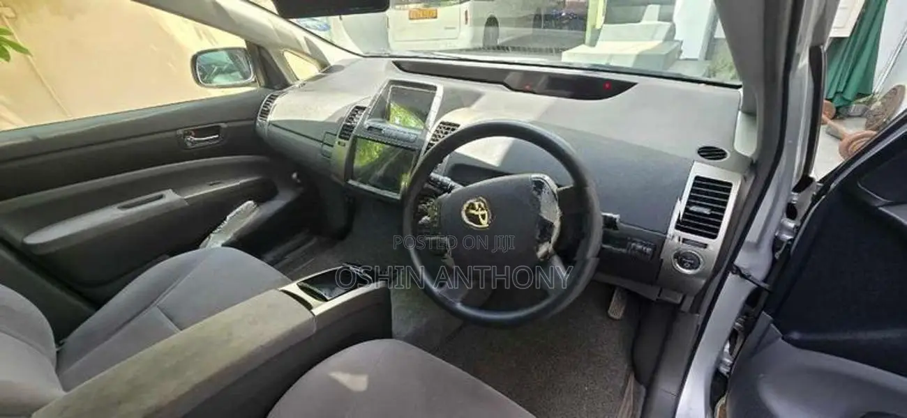 Toyota Prius 2011