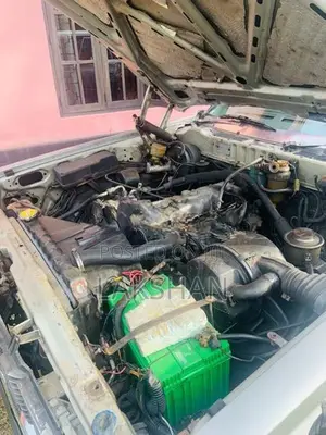 Toyota Crown 1983
