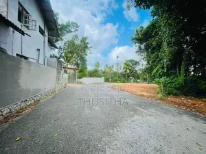 Yakkala Land for Sale