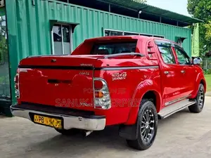 Toyota Hilux Double Cab 2010