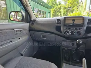 Toyota Hilux Double Cab 2010