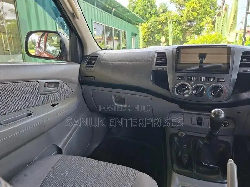 Toyota Hilux Double Cab 2010
