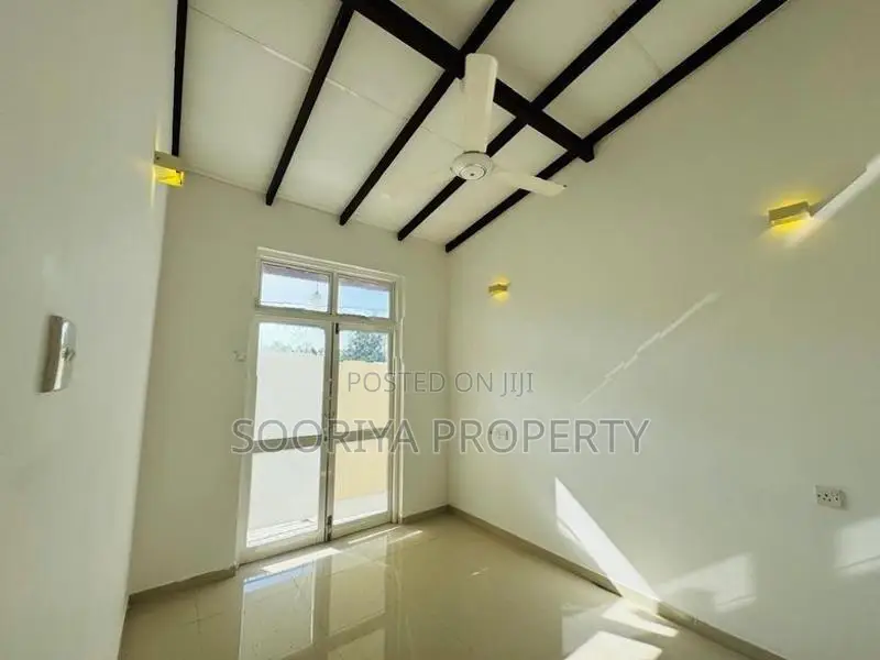 Super Luxury Two Story House for Sale in Piliyandala
