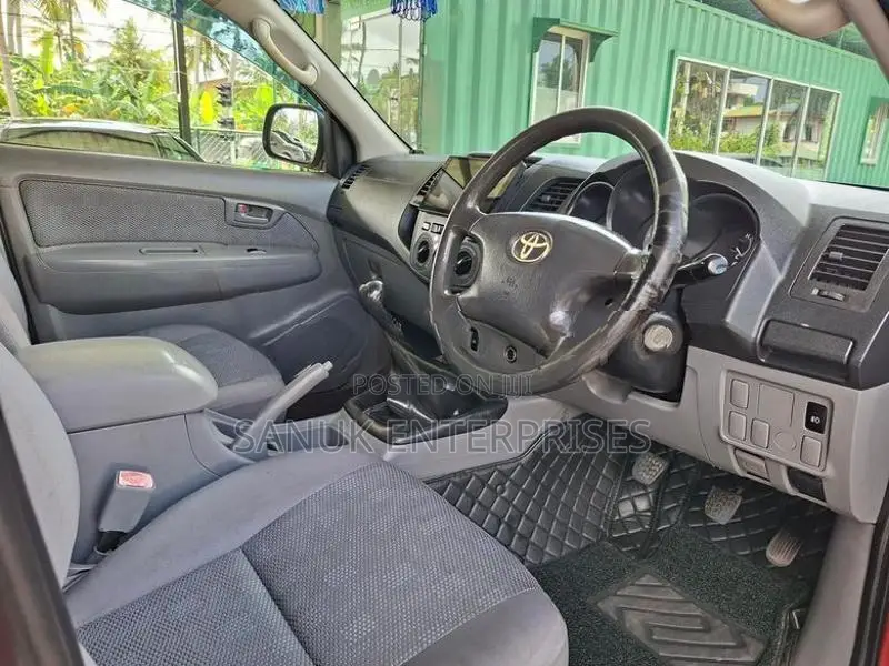 Toyota Hilux Double Cab 2010