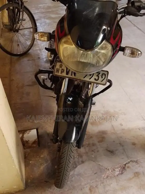 Bajaj Discover 2010