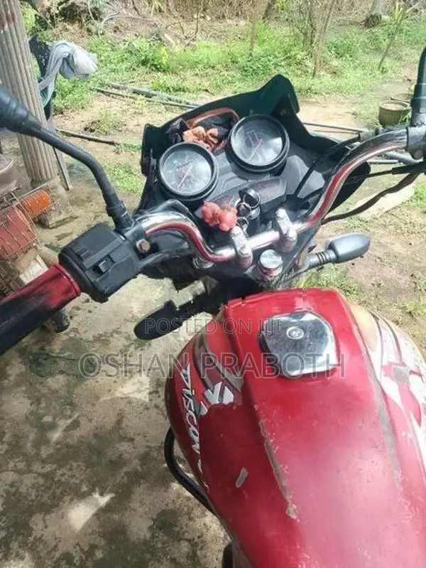 Bajaj Discover 2011