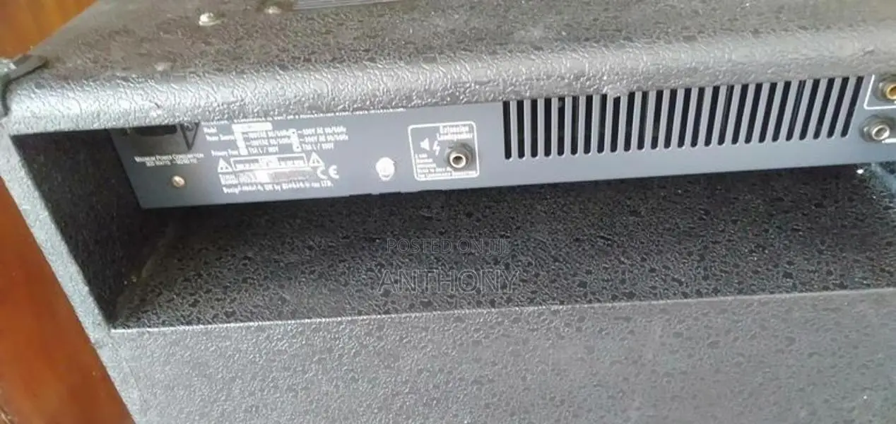 LANEY HCM 160B