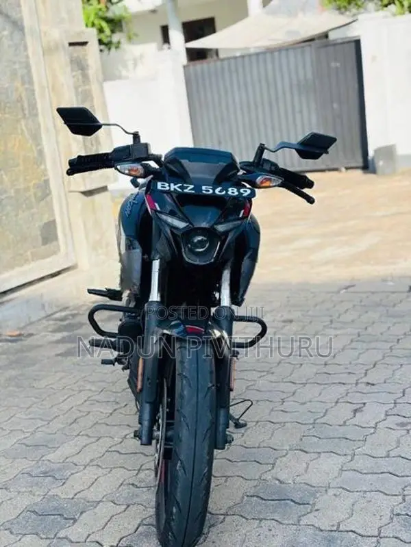 Bajaj Pulsar N160 2026