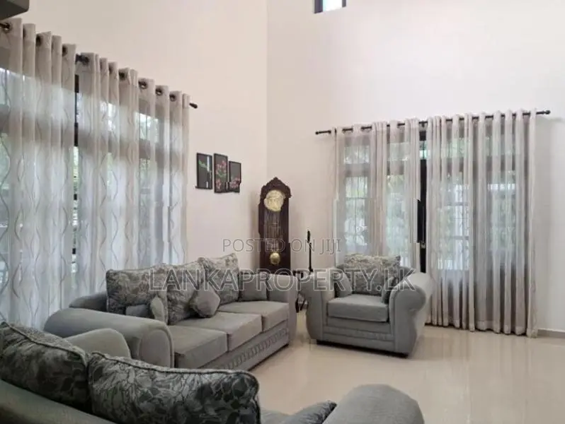 Fully completed house for sale in National Housing Scheme – Kiribathgo