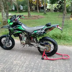 Kawasaki D Tracker D2 2015