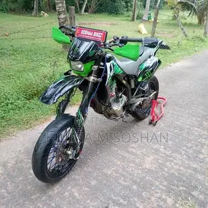 Kawasaki D Tracker D2 2015