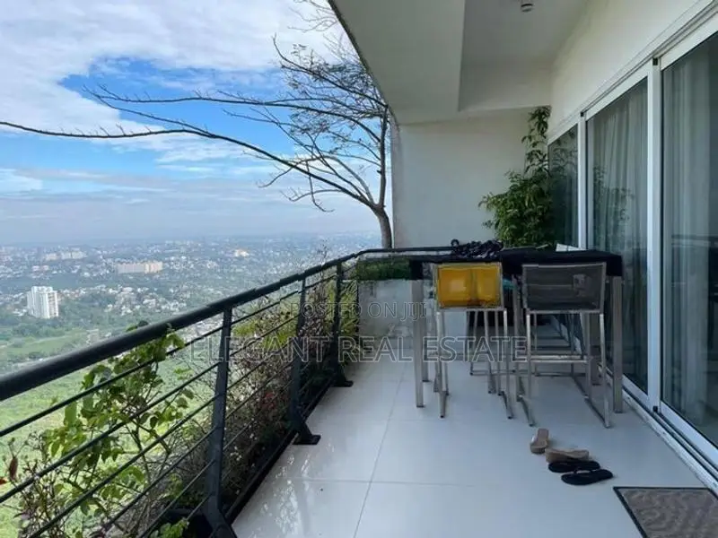 Clearpoint - 03 Bedroom Penthouse for Sale in Rajagiriya (A2319)
