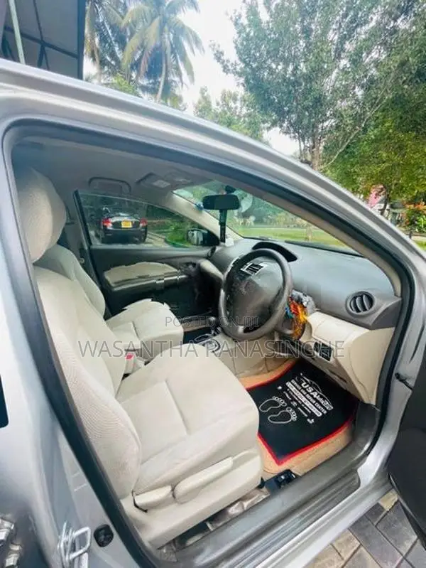 Toyota Belta 2009