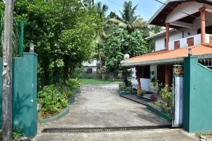 2 Rooms for rent in Kiribathgoda Female