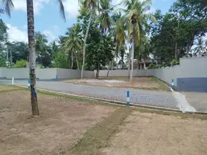 හෝමාගම බිම් කොටස් විකිණීමට
