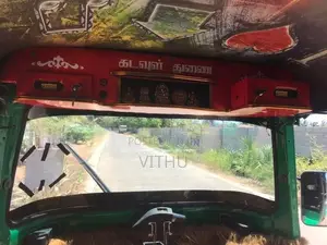 Bajaj RE 2018