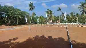 Land for Sale in Moratuwa C33