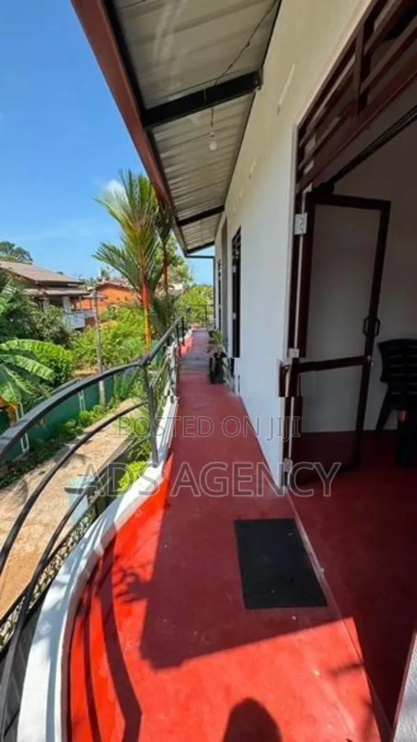 Room for Rent in Boralesgamuwa
