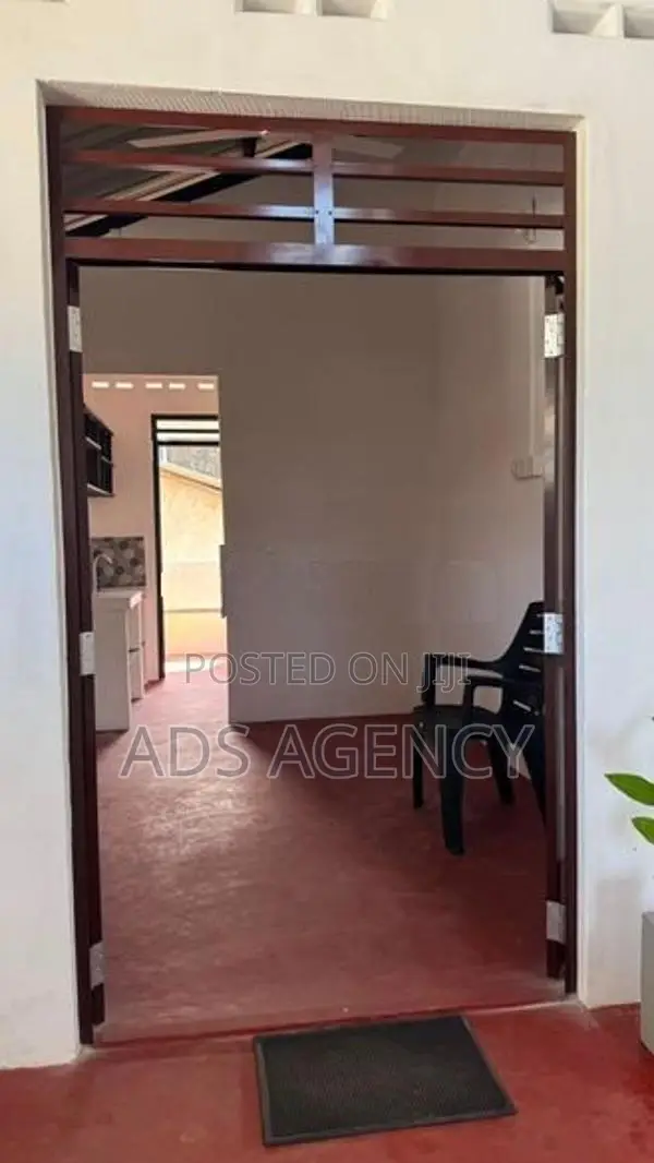 Room for Rent in Boralesgamuwa