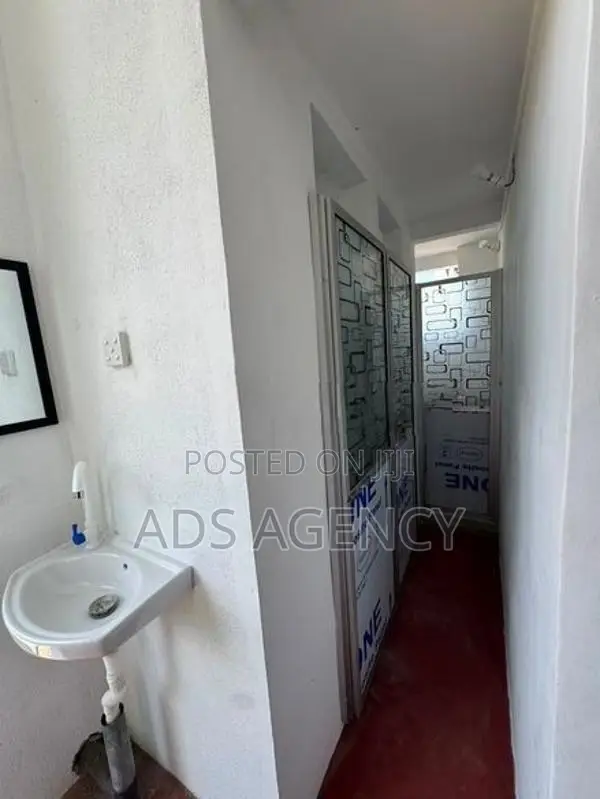 Room for Rent in Boralesgamuwa