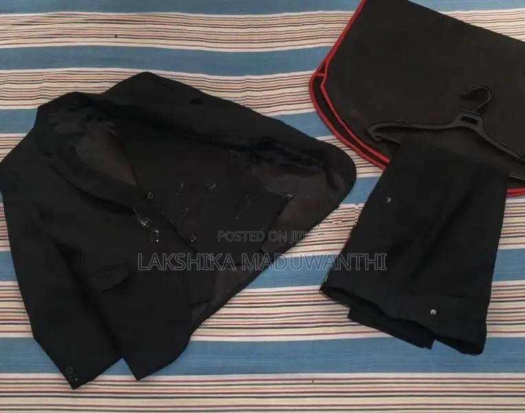 Mens' Full Suit