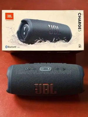 JBL Charge 5