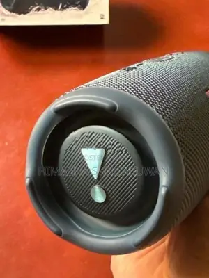 JBL Charge 5