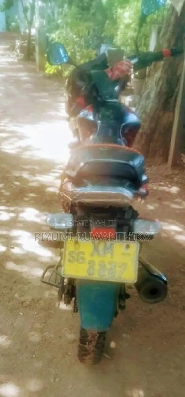 Bajaj Discover 125 2012