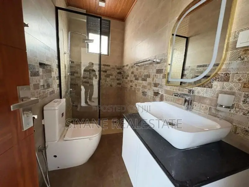 Brand New House for Sale in Athurugiriya