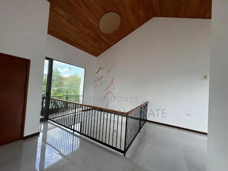 Brand New House for Sale in Athurugiriya