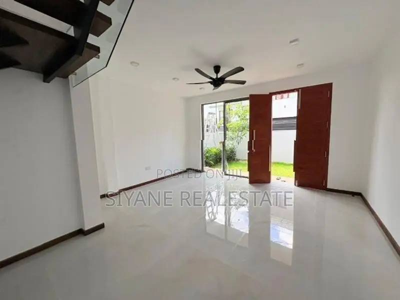 Brand New House for Sale in Athurugiriya