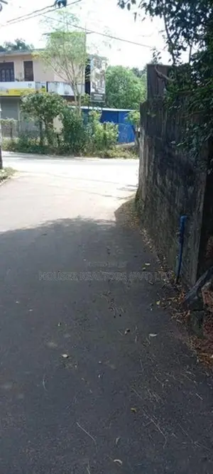 Prime Commercial Land for Sale in Maharagama – Main Road Frontage