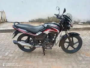 TVS Metro 2011