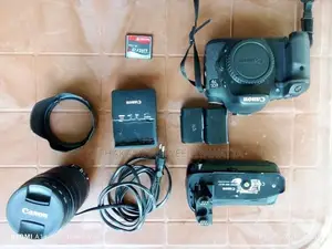 Canon EOS 7D Camera