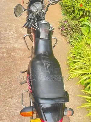 TVS Metro 2015
