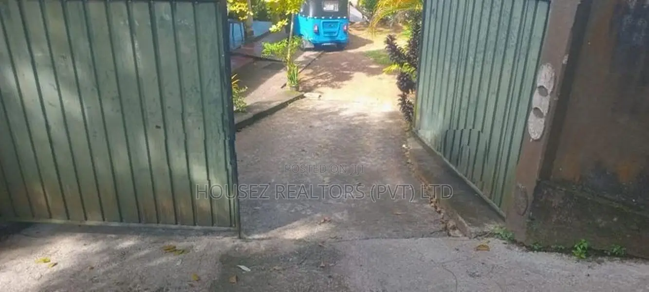 Spacious House with Scenic Paddy for Sale Totagoda