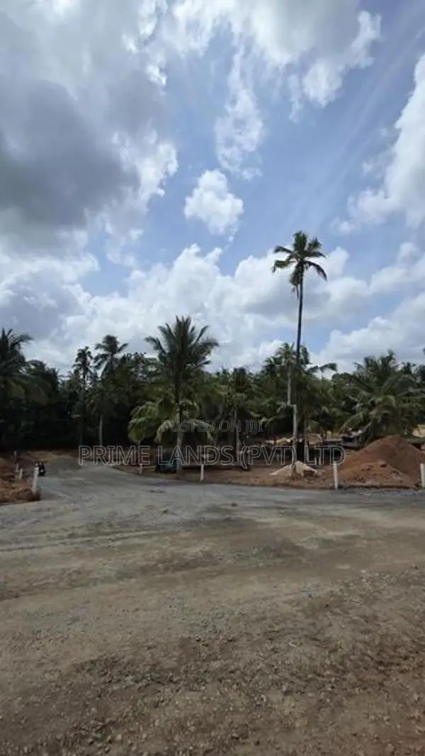 Lands for Sale in Kandana