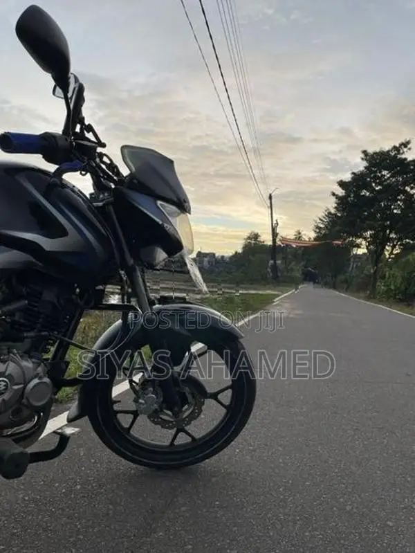Bajaj Discover 125 2015
