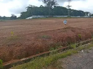 Land for Sale at Kindelpitiya